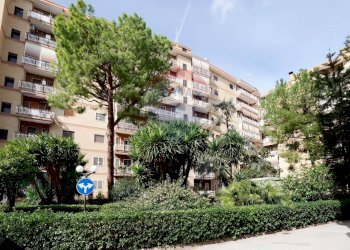 Edificio all\'aperto - Appartamento Via De Laurentis
 
13, Bari - foto 1