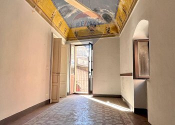 Stanza vuota - Casa indipendente Via Senatore Maiorana
 
4, Militello in Val di Catania - foto 6