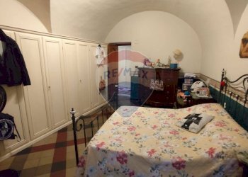 Camera / camera da letto - Appartamento Via Sant'agostino
 
8, Catania - foto 8