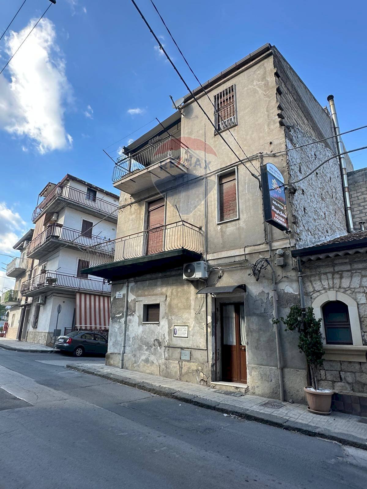 Edificio all\'aperto - Independent house Via Repubblica
 
60, Ramacca - photo 1