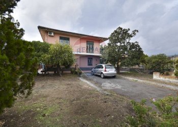 Casa all\'aperto - Villa Via Enrico Fermi
 
82, Belpasso - foto 1