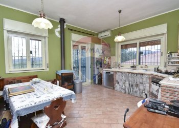 Cucina - Villa Via Enrico Fermi
 
82, Belpasso - foto 25