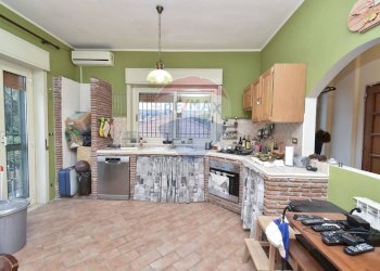 Cucina - Villa Via Enrico Fermi
 
82, Belpasso - foto 28