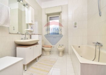 Bagno - Villa Via Enrico Fermi
 
82, Belpasso - foto 37