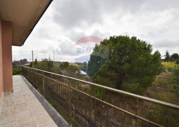 Balcone - Villa Via Enrico Fermi
 
82, Belpasso - foto 40