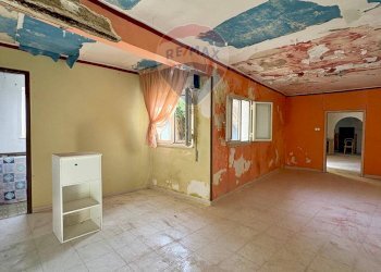 Stanza vuota - Casa indipendente Via della Prece
 
1, Caltagirone - foto 14