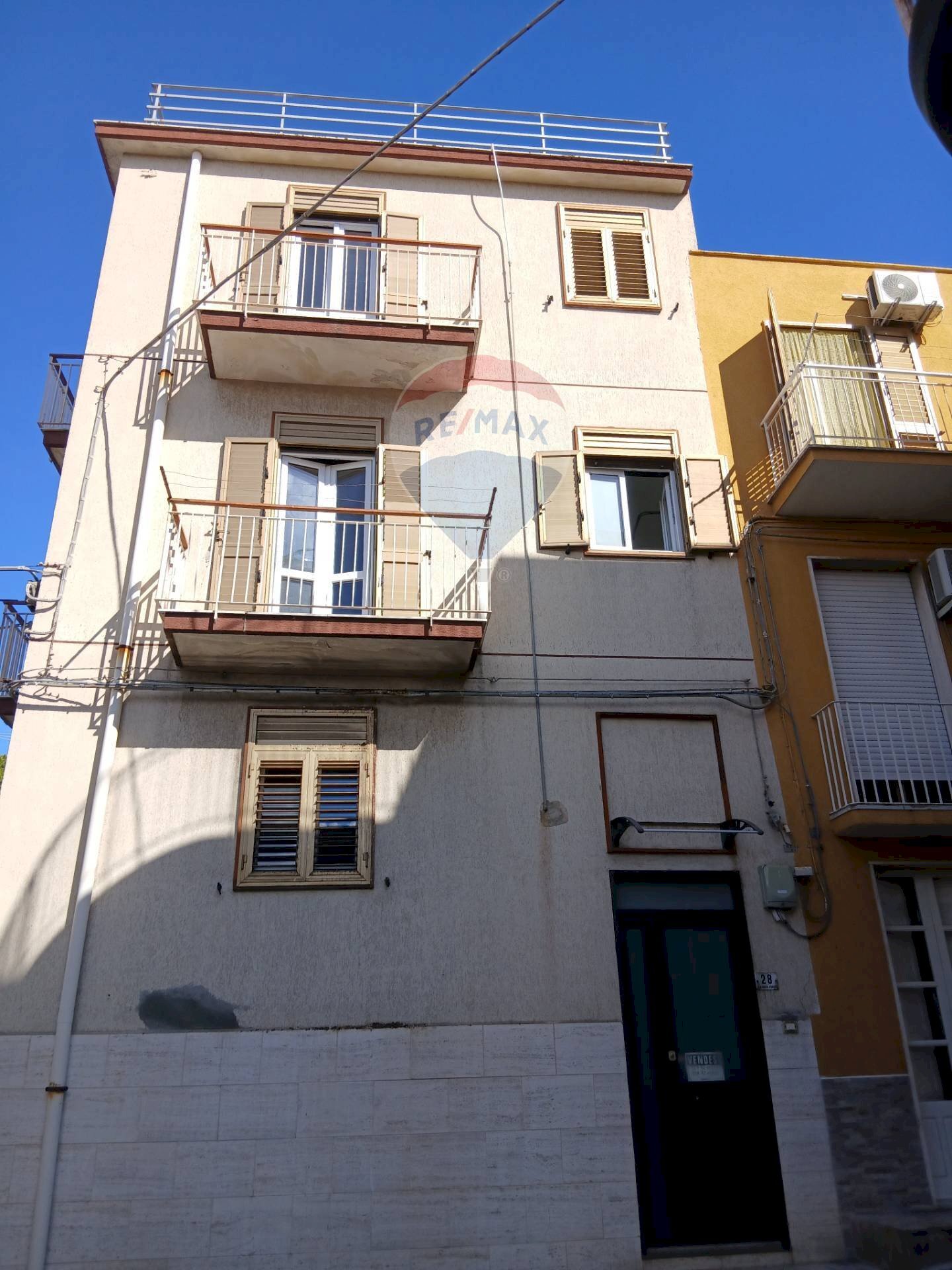 Edificio all\'aperto - Casa indipendente Via Porta Agnone
 
28, Carlentini - foto 1