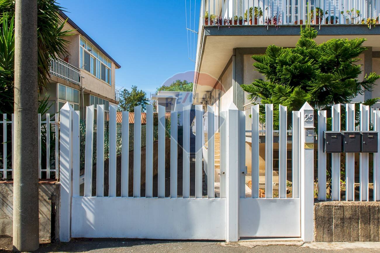 Casa all\'aperto - Box Via Aquila
 
25, San Giovanni la Punta - foto 3