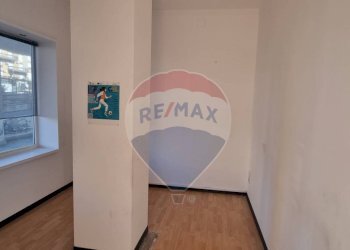 Stanza vuota - Negozio Corso del Popolo
 
4, Paterno - foto 2