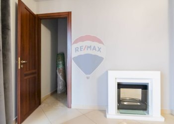 Dettagli - Quadrilocale VIA JOHN FITZGERALD KENNEDY, Acireale - foto 4