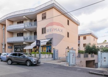 Edificio all\'aperto - Quadrilocale VIA JOHN FITZGERALD KENNEDY, Acireale - foto 25