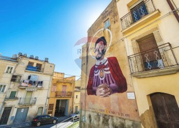 Edificio all\'aperto - Casa indipendente Via Acquanuova
 
198, Caltagirone - foto 2