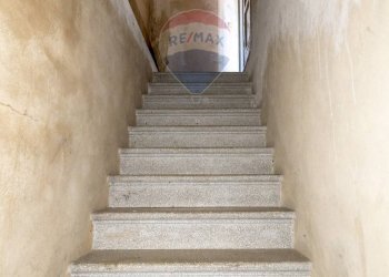 Scale - Casa indipendente Via Acquanuova
 
198, Caltagirone - foto 10