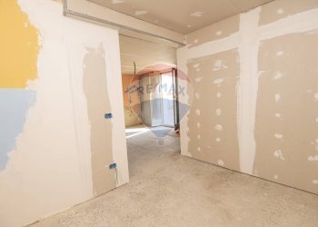 Stanza vuota - Trilocale Via pampallona
 
17, Caltagirone - foto 6