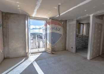 Stanza vuota - Trilocale Via pampallona
 
17, Caltagirone - foto 10