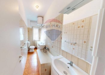 Bagno - Quadrilocale Via Manzoni
 
25, Segrate - foto 12