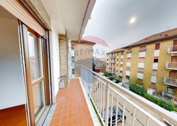 Balcone - Quadrilocale Via Manzoni
 
25, Segrate - foto 17