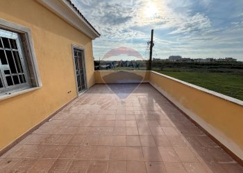 Terrazza - Bilocale Lungomare degli ardeatini
 
73, Ardea - foto 10