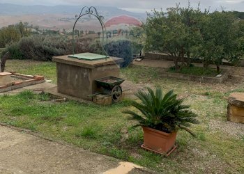 Giardino - Villa Contrada Fontanelle
 
snc, Caltanissetta - foto 9