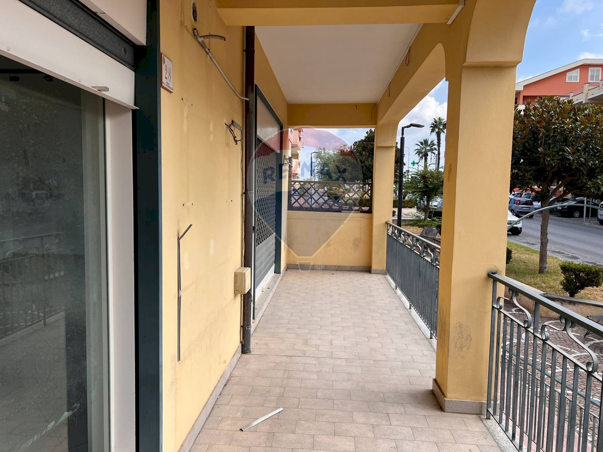 Balcone - Locale Commerciale Viale dell'immacolata
26, Merì - foto 3