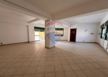 Stanza vuota - Locale Commerciale Viale immacolata
 
34, Merì - foto 8