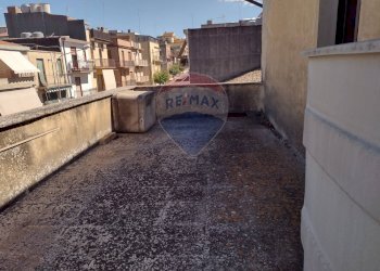 Terrazza - Casa indipendente Via Giuseppe Garibaldi
 
121, Mirabella Imbaccari - foto 7
