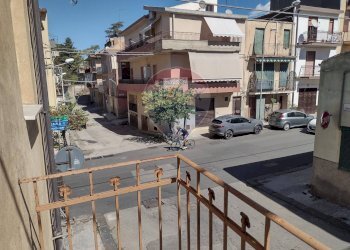 Edificio all\'aperto - Casa indipendente Via Giuseppe Garibaldi
 
121, Mirabella Imbaccari - foto 21