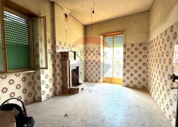 Stanza vuota - Casa indipendente Via dell'Aquila
 
snc, L'Aquila - foto 11