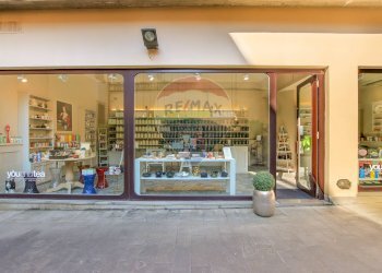 Edificio all\'aperto - Negozio Bergamo - foto 1