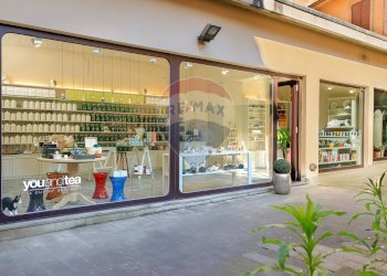 Edificio all\'aperto - Negozio Bergamo - foto 8