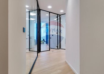 Hall / corridoio - Commercial Premises Via Velino
 
1, Ancona - photo 21