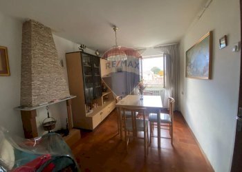Sala da pranzo - Casa semi indipendente Vicolo Castrica
 
26, Fabriano - foto 3