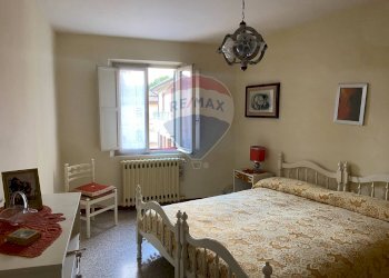 Camera / camera da letto - Casa semi indipendente Vicolo Castrica
 
26, Fabriano - foto 14