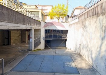 Edificio all\'aperto - Box via don lombardi
 
31, Ponte San Pietro - foto 4