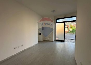 Stanza vuota - Office via roma
 
6, Langhirano - photo 7