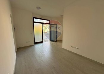 Stanza vuota - Office via roma
 
6, Langhirano - photo 8