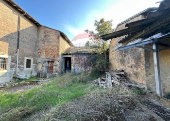 Casa all\'aperto - Rustico frazione vedole
 
51, Colorno - foto 8