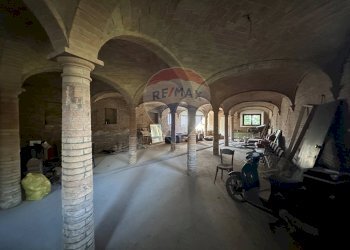 Edificio all\'aperto - Rustico frazione vedole
 
51, Colorno - foto 20