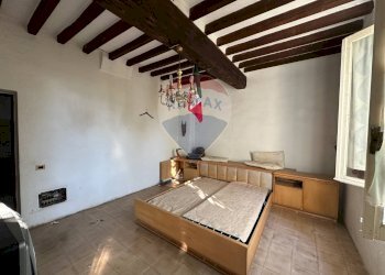 Camera / camera da letto - Rustico frazione vedole
 
51, Colorno - foto 27