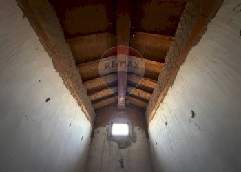 Stanza vuota - Rustico frazione vedole
 
51, Colorno - foto 37