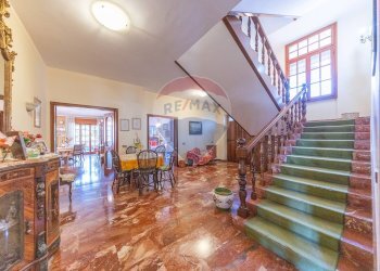 Scale - Independent house Via dello Zeffiro, Fiumicino - photo 10