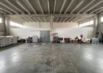 Foto 2 - Capannone Via Treviso
 
2/q, San Giovanni Teatino - foto 2