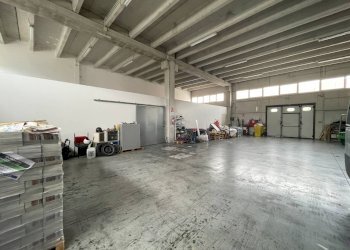 Foto 3 - Capannone Via Treviso
 
2/q, San Giovanni Teatino - foto 3