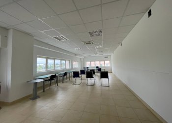 Foto 20 - Capannone Via Treviso
 
2/q, San Giovanni Teatino - foto 20