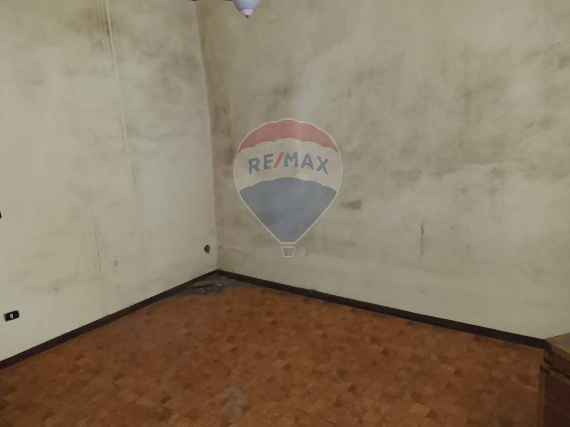 Stanza vuota - Casa semi indipendente Sessa Aurunca - foto 3