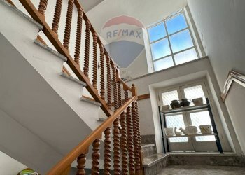 Scale - Appartamento Viale Roma
 
6, Colli a Volturno - foto 3