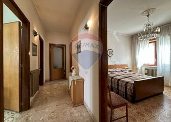 Hall / corridoio - Appartamento Viale Roma
 
6, Colli a Volturno - foto 74