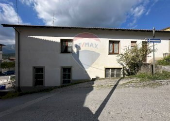 Casa all\'aperto - Appartamento Viale Roma
 
6, Colli a Volturno - foto 87