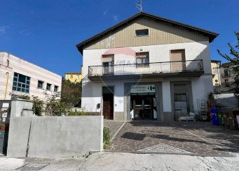 Casa all\'aperto - Appartamento Viale Roma
 
6, Colli a Volturno - foto 95