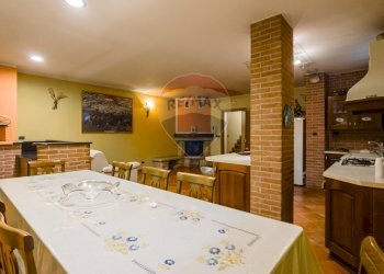 Sala da pranzo - Villa strada statale
 
3/q, Borgone Susa - foto 44